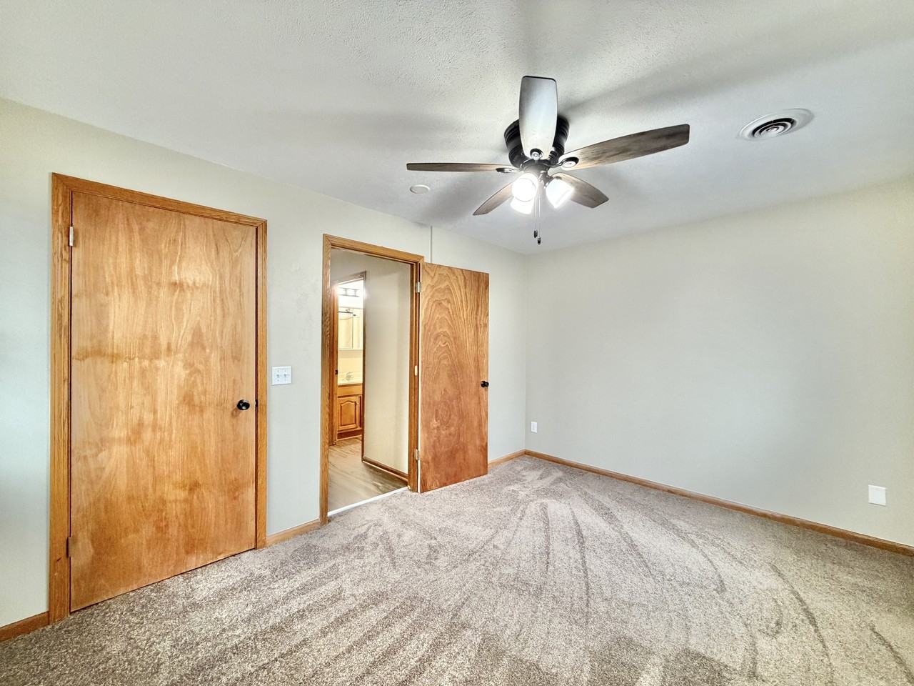 167 S Jackson St #1-2 - Photo 7 of 25