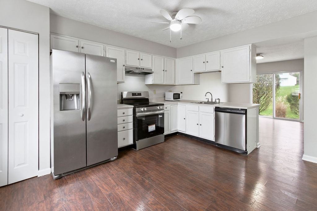 122 Manor View Dr #1 - Photo 5 of 19