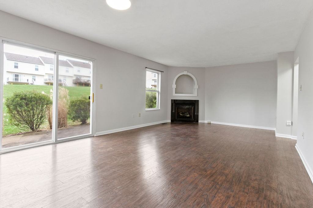 122 Manor View Dr #1 - Photo 7 of 19