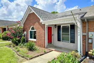 402 Bromwich St Sw #1 - Photo 1 of 1