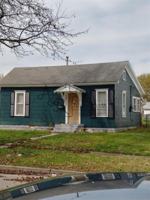 featured image of 209 E 22nd St #1