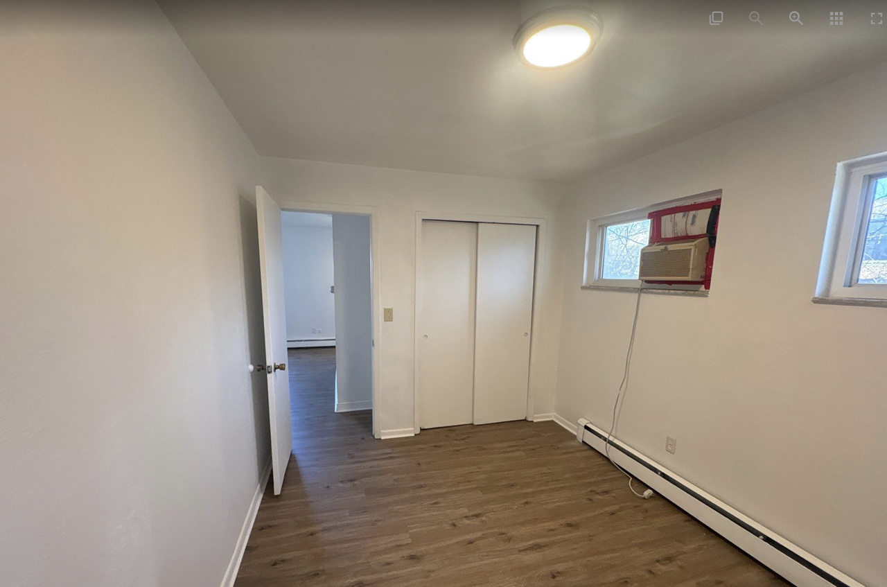 4127 East 3rd Street - 4129 - 4 #4129-4 - Photo 6 of 9