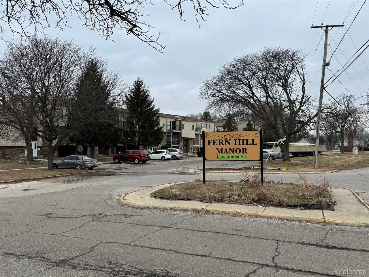 38280 Fairway Ct - Photo 2 of 21