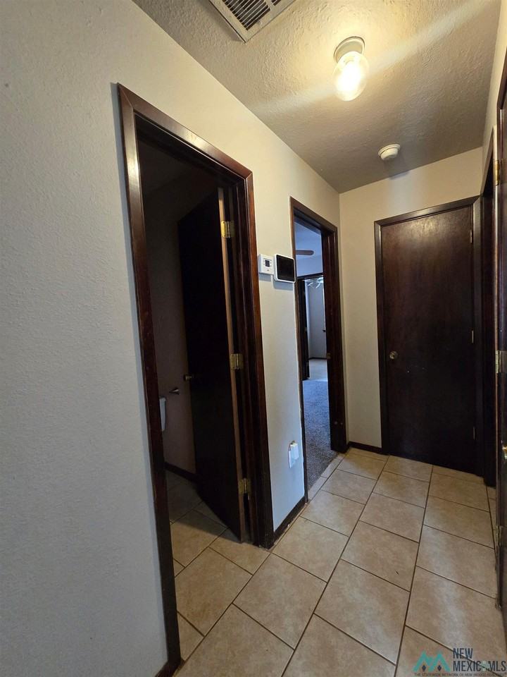 1808 Debra St - Photo 5 of 12