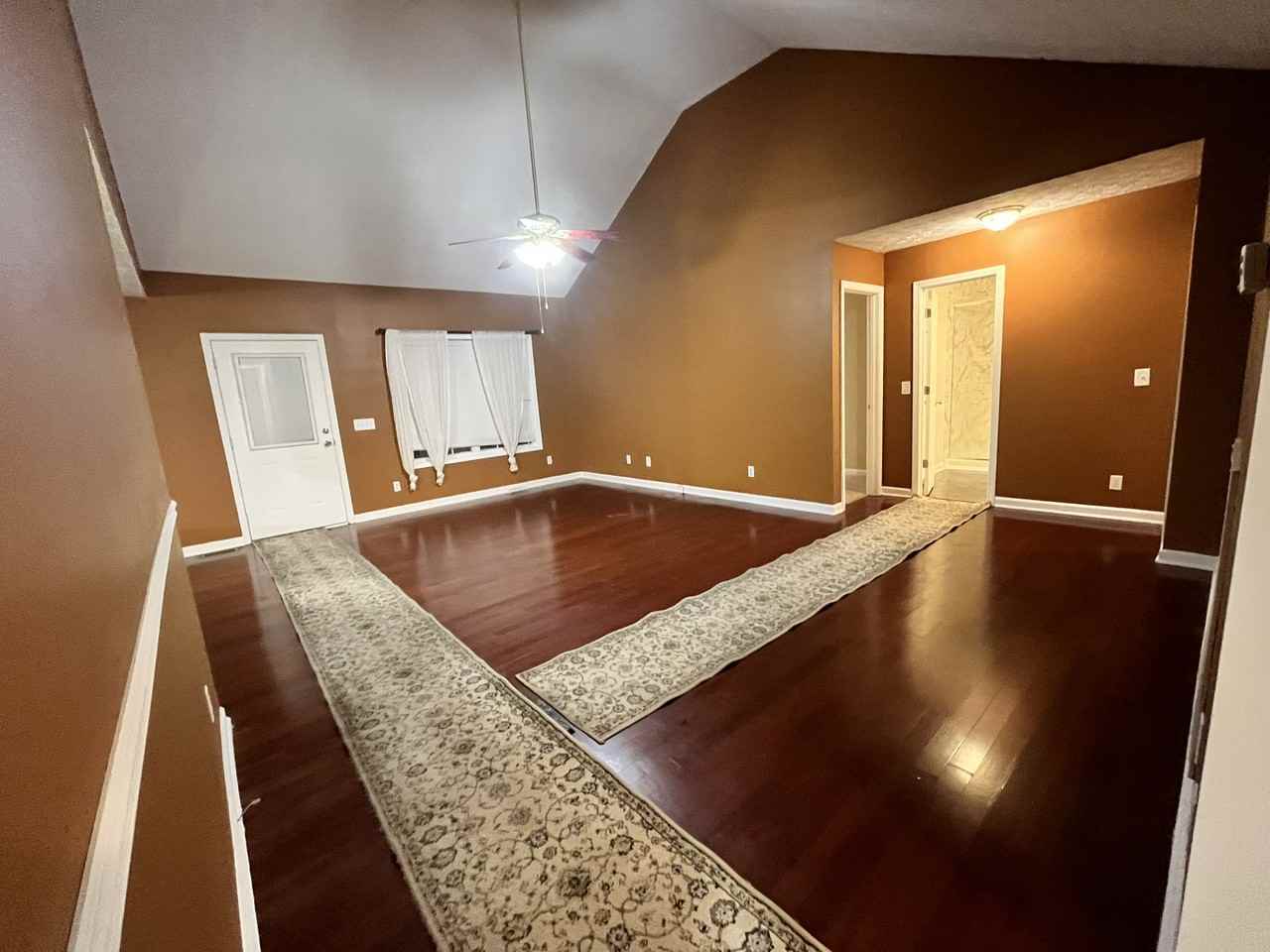 476 Bill Russell Rd #1 - Photo 7 of 26