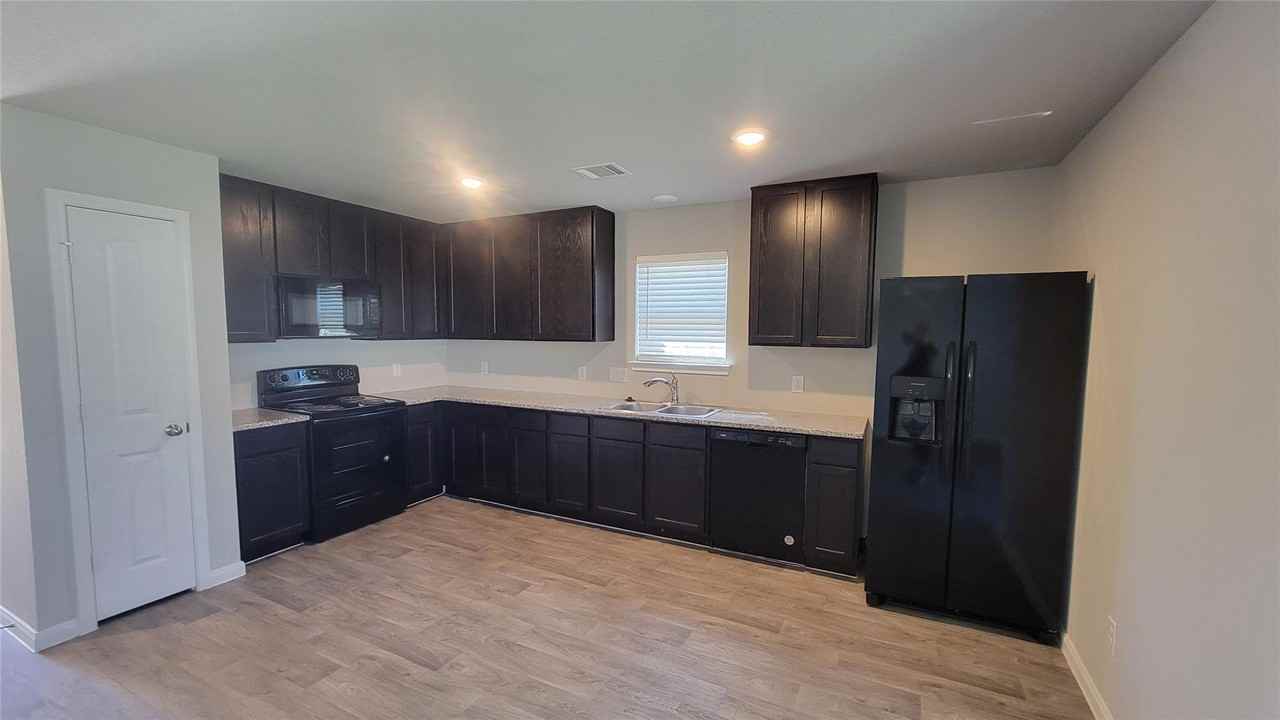 15027 Sorrento Bay Ct - Photo 3 of 13