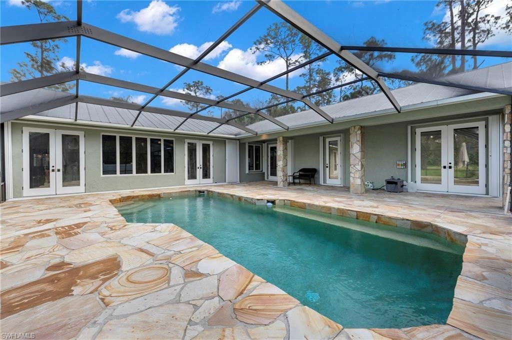 840 Jung Blvd W - Photo 3 of 40