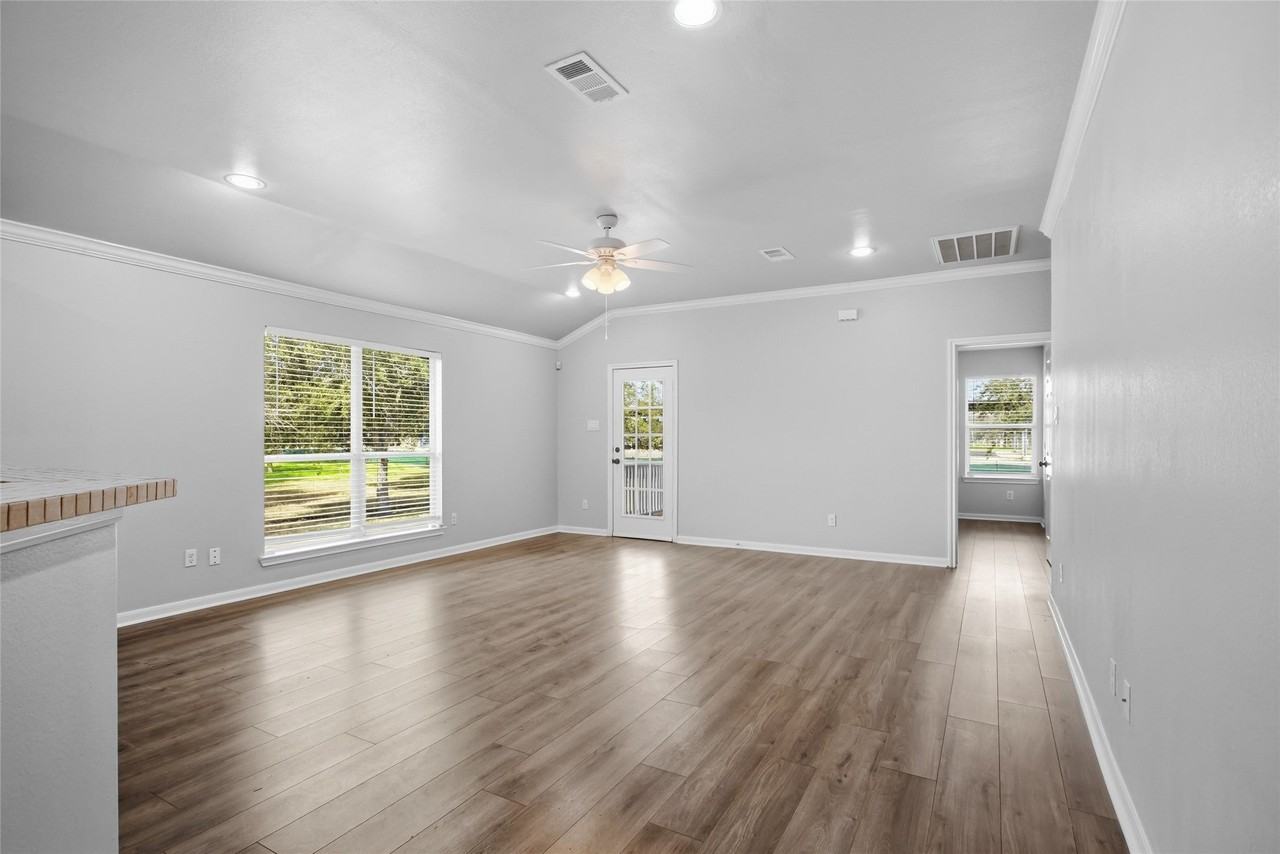 3141 County Road 81 - Photo 3 of 12