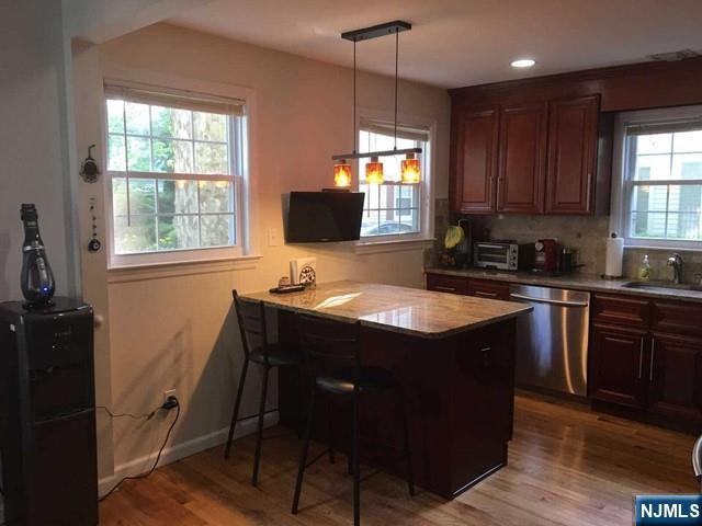 9 Burlington Pl - Photo 3 of 15