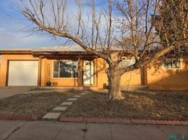 featured image of 2821 Duckworth Ave