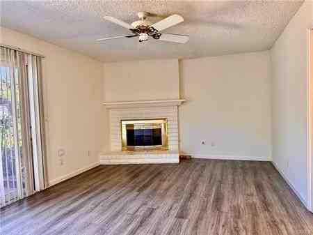 202 S Barbara Way - Photo 6 of 19