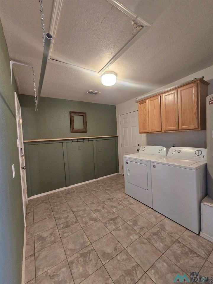 2821 Duckworth Ave - Photo 4 of 8