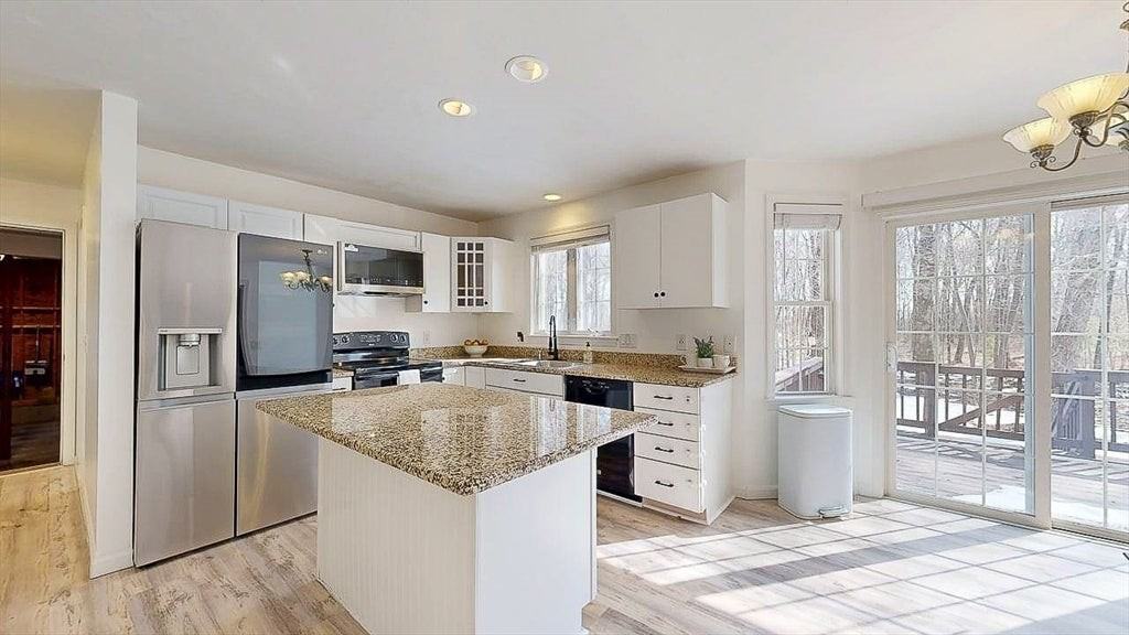 12 Coldbrook Rd - Photo 2 of 42