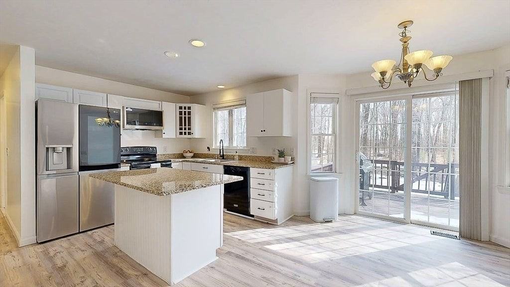 12 Coldbrook Rd - Photo 3 of 42