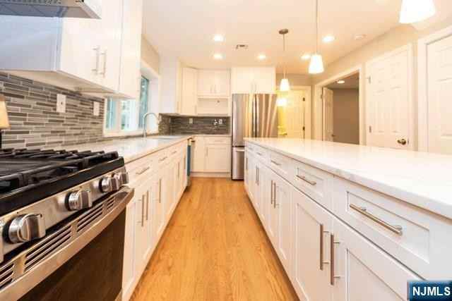 125 Arcola Ave - Photo 6 of 32