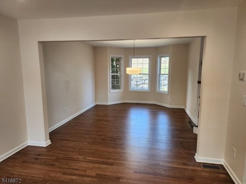 27 Cypress Ln - Photo 2 of 48