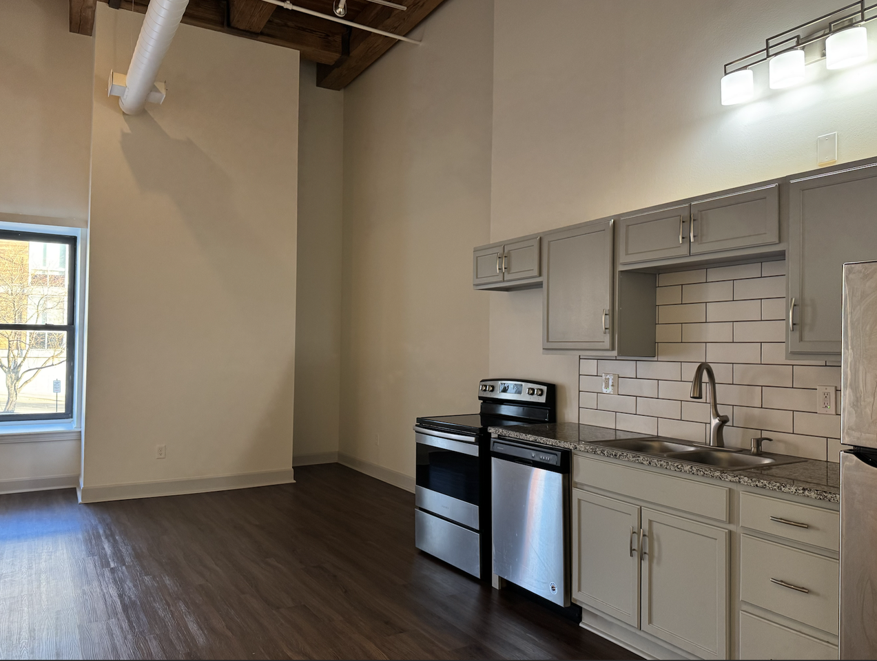 509 Delaware StUnit 103 #509-103 - Photo 2 of 16