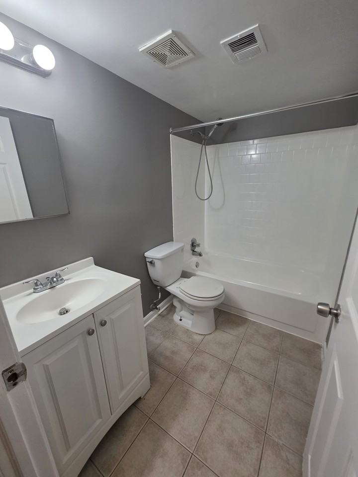 2908 Reisterstown Rd #083J - Photo 6 of 14