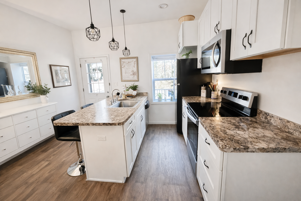 18417 Old York Road - Photo 5 of 10