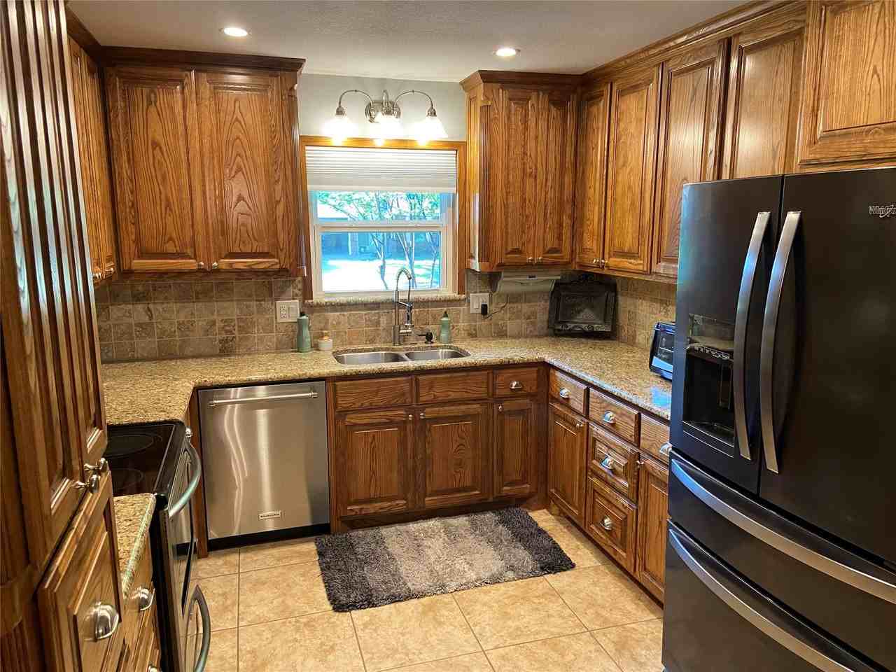 310 Rosebud Dr #1 - Photo 3 of 10