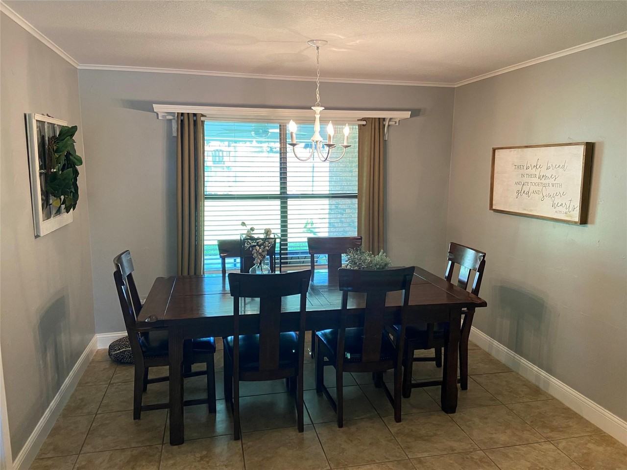 310 Rosebud Dr #1 - Photo 4 of 10