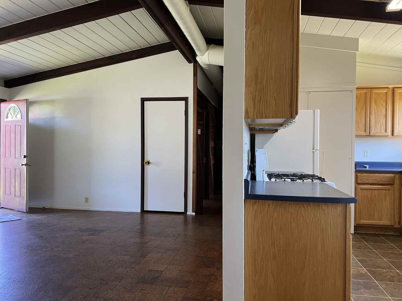 1268 Fernwood Dr #1 - Photo 5 of 31