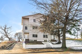 863 Clark St #863-1 - Photo 1 of 1