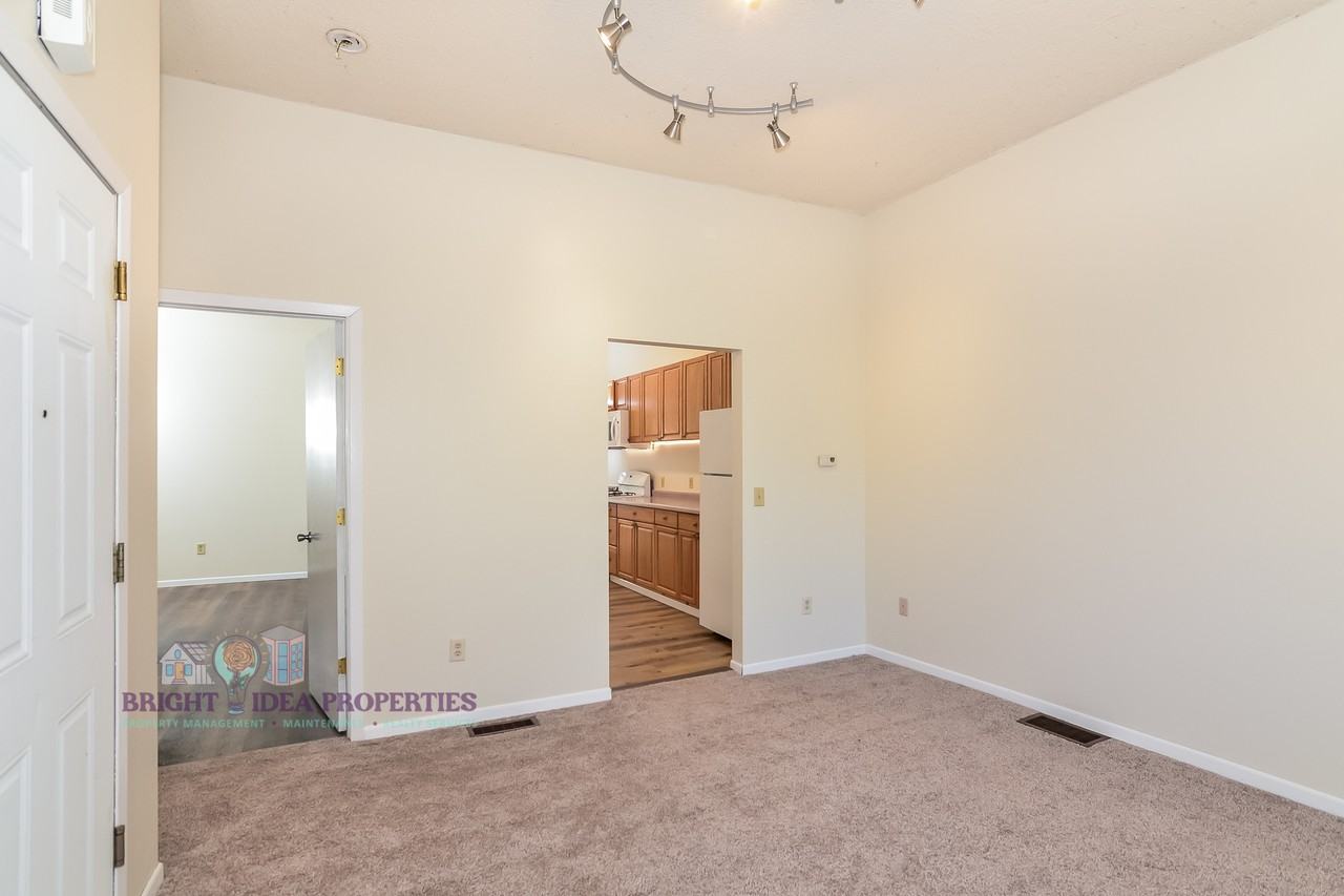 863 Clark St #863-1 - Photo 7 of 17