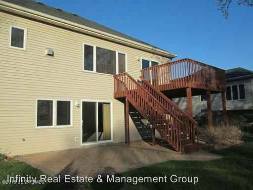 3022 Cassidy Dr NE - Photo 3 of 20