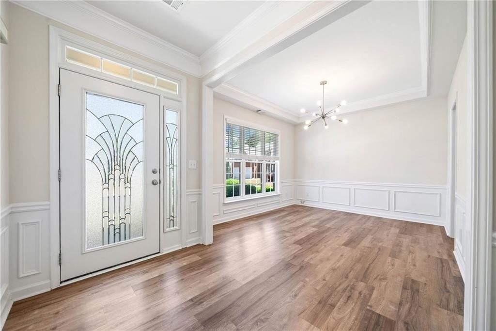 4285 Prince Charles Dr - Photo 2 of 39