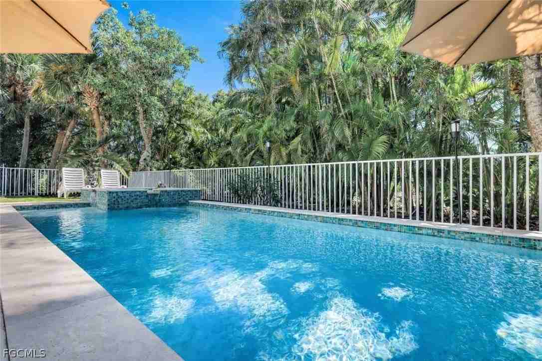 1111 Schooner Pl - Photo 4 of 50