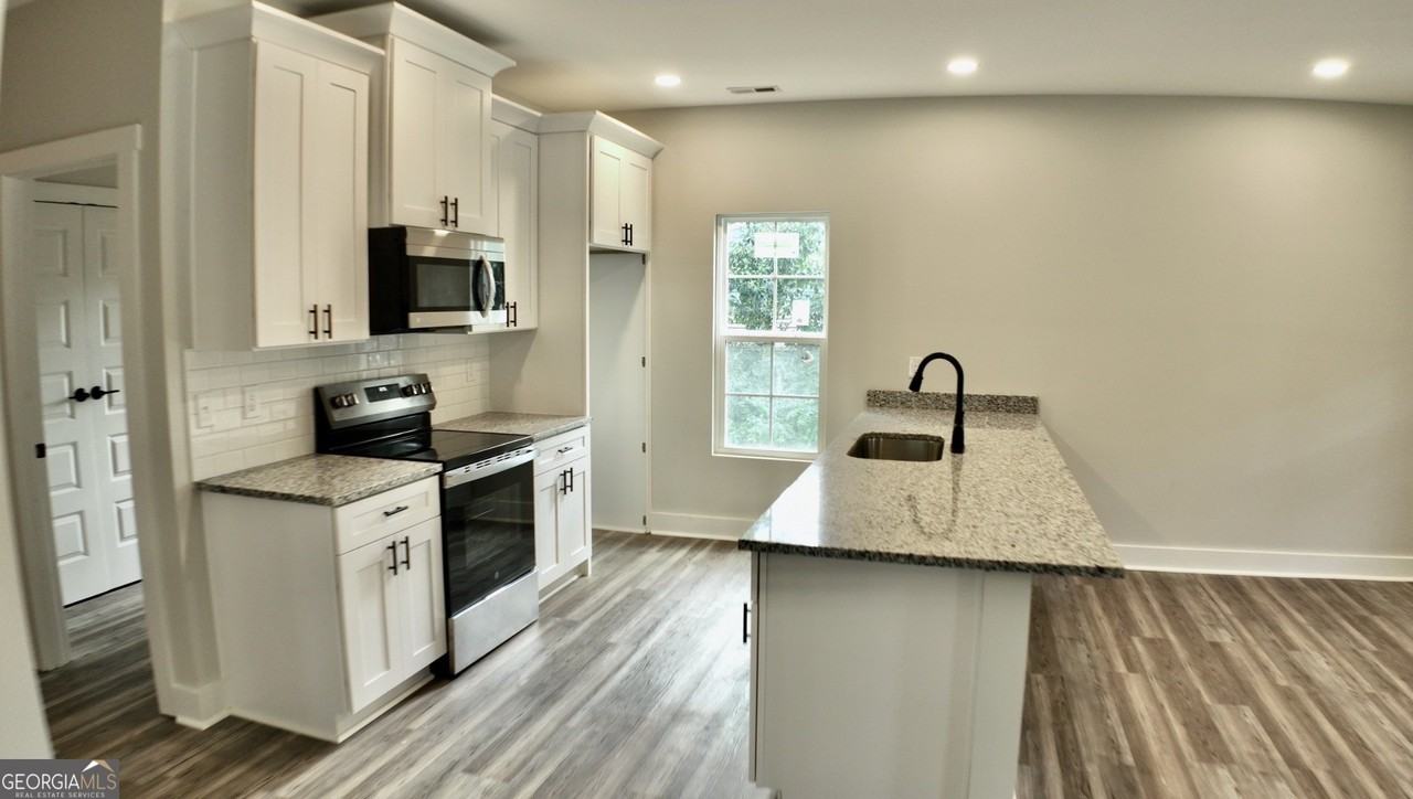 769 Horsley Mill Rd - Photo 3 of 7