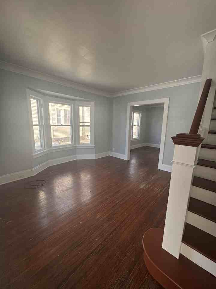 384 Hazelwood Ter #384 - Photo 2 of 9