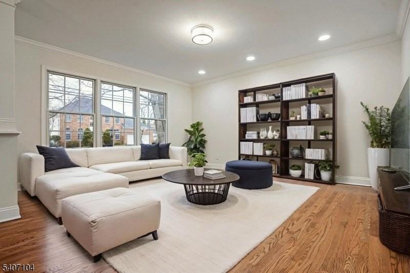 2114 Elizabeth Ave - Photo 5 of 29