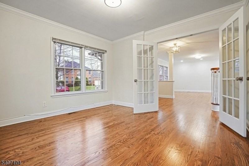 2114 Elizabeth Ave - Photo 7 of 29