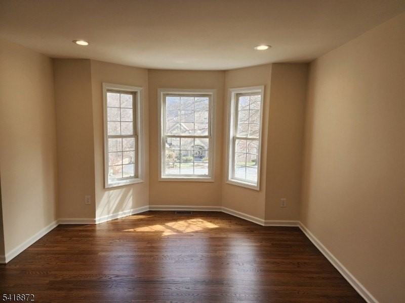 27 Cypress Ln - Photo 7 of 48