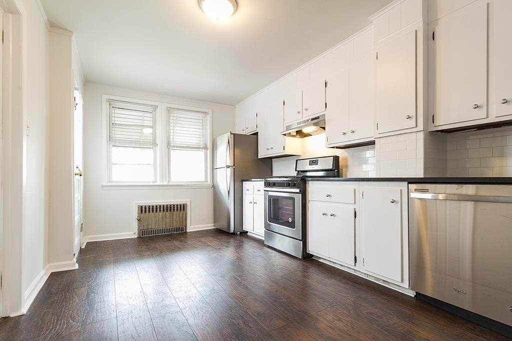 96 W 21st St - Photo 2 of 17