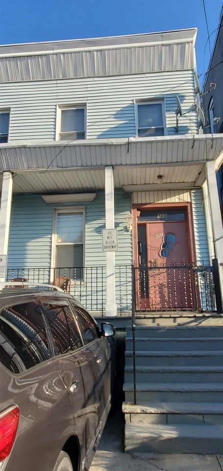 300 New York Ave #2FL - Photo 2 of 16