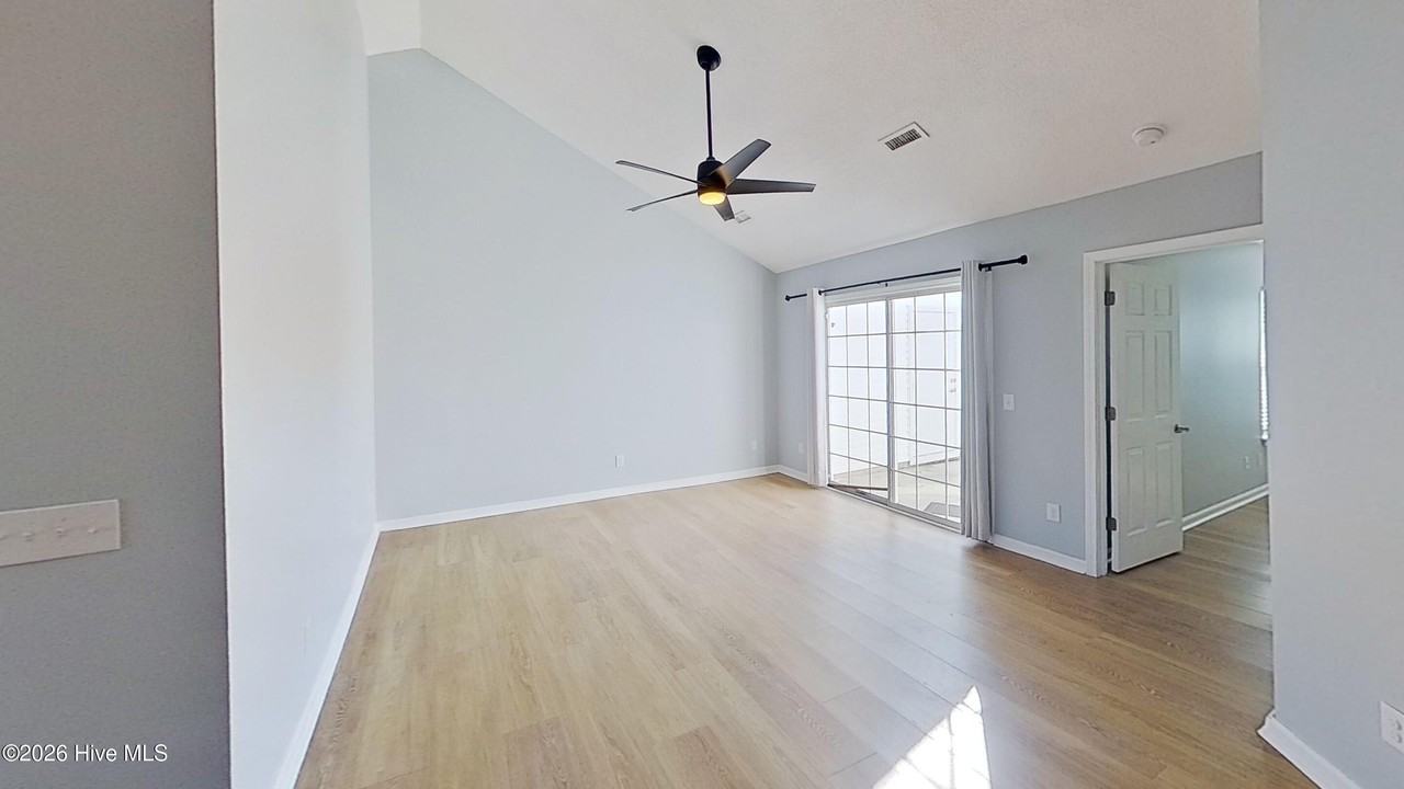 3006 Lauren Place Dr Apt 103 - Photo 3 of 18