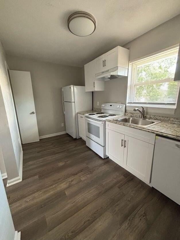 110 3rd St Apt B - Photo 4 of 9