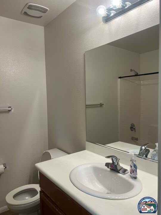 241 Rosarito Dr - Photo 5 of 12