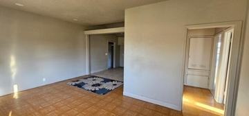 featured image of 2118 47th St