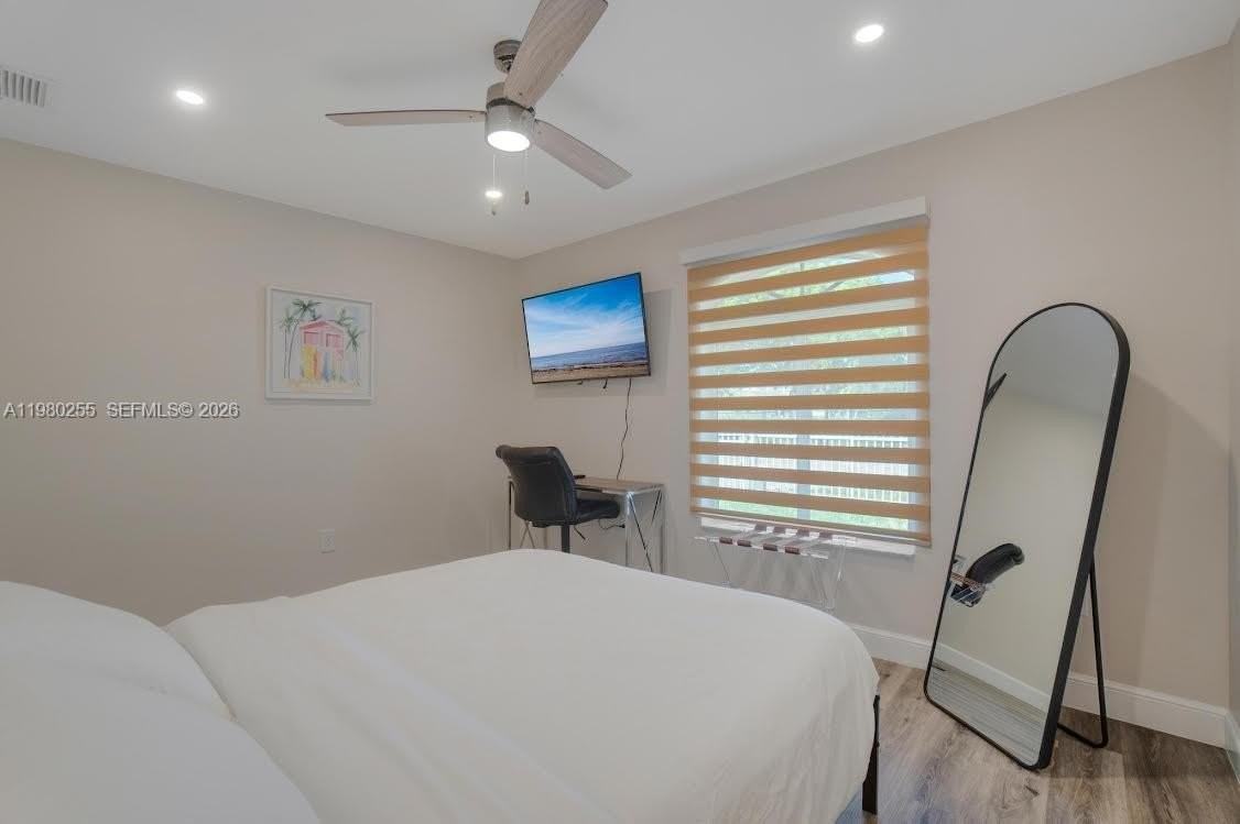 20560 Nw 17th Ave - Photo 7 of 25