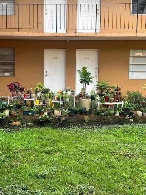 1280 W 54th St #122B