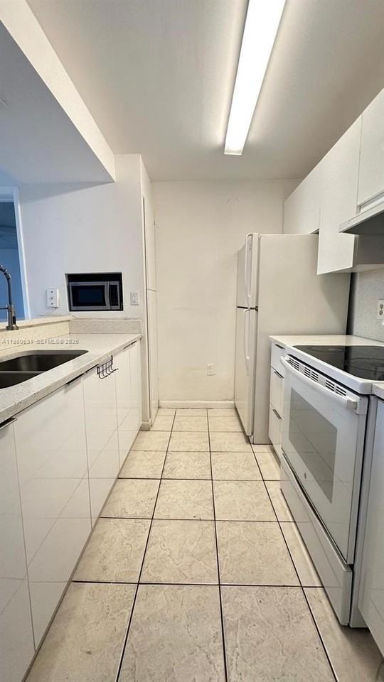 7125 Nw 186th St #B110 - Photo 2 of 19