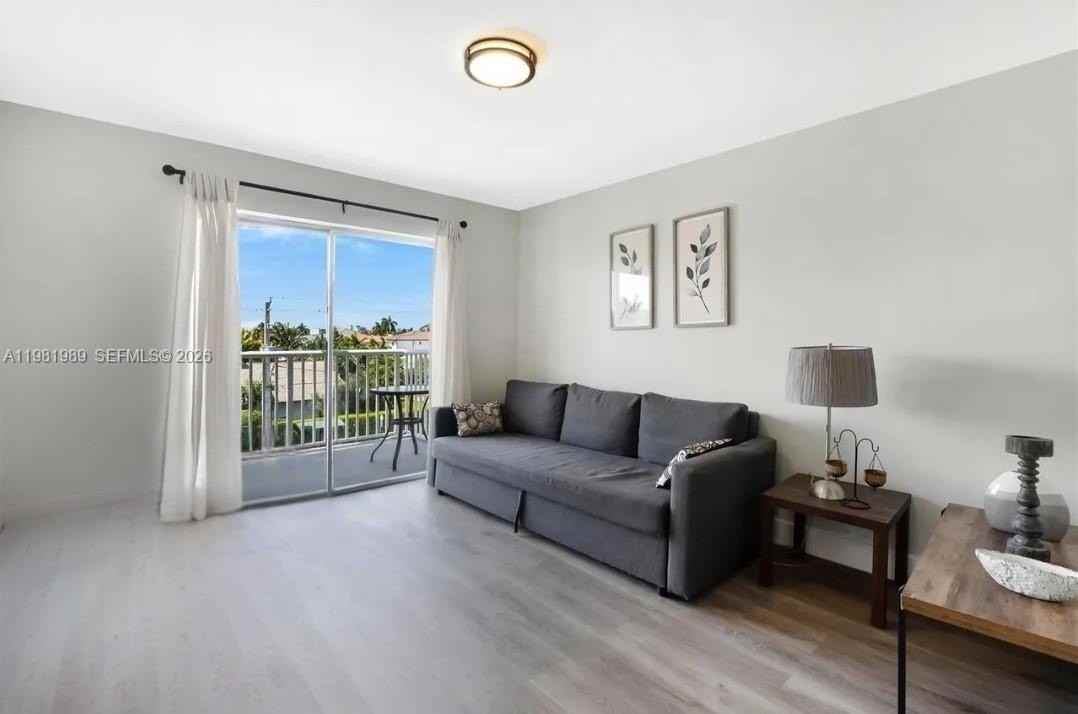 3527 Ne 168th St #409 - Photo 5 of 11