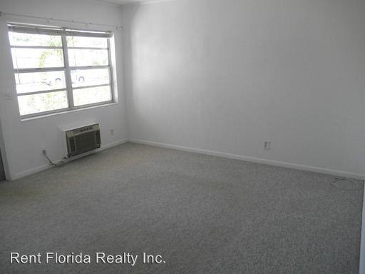 201 S J St #5 - Photo 3 of 6