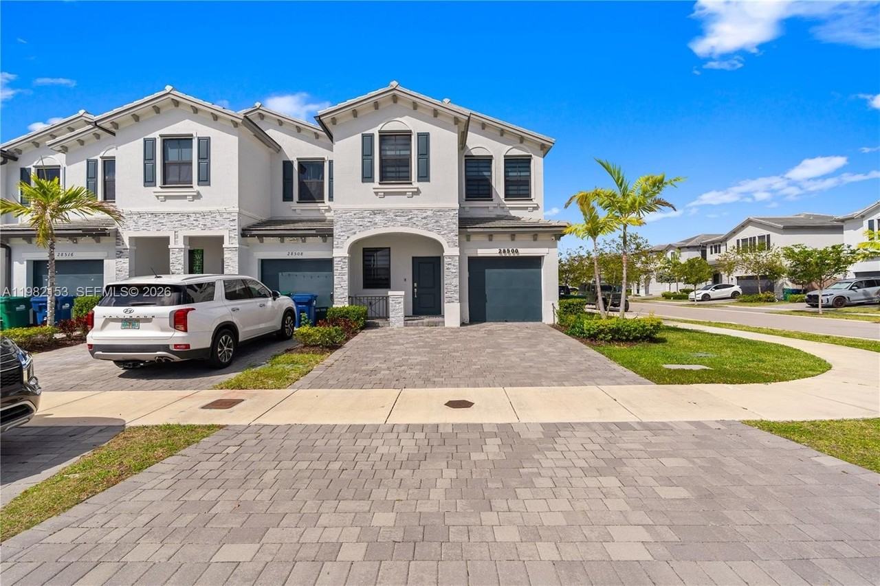 28500 Sw 133rd Path #28500 - Photo 2 of 37