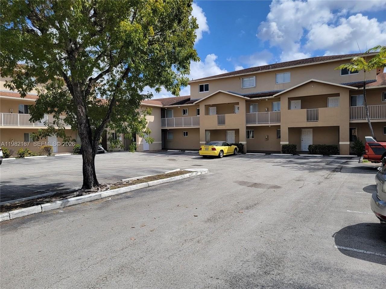 3011 W 76th St #A208