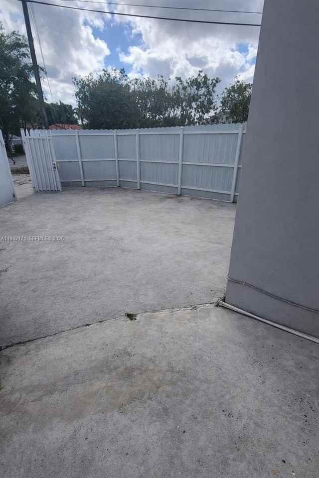 7866 Nw 174th St #B - Photo 2 of 7